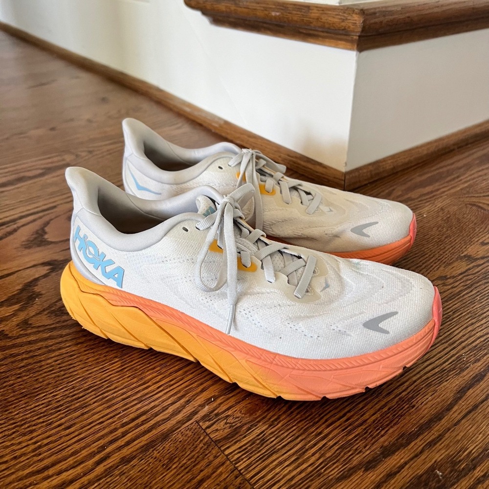 Hoka One One Arahi 6 Womens 9 Nimbus Cloud Blue Fog Yellow 1123195 NCBDB - Picture 9 of 15